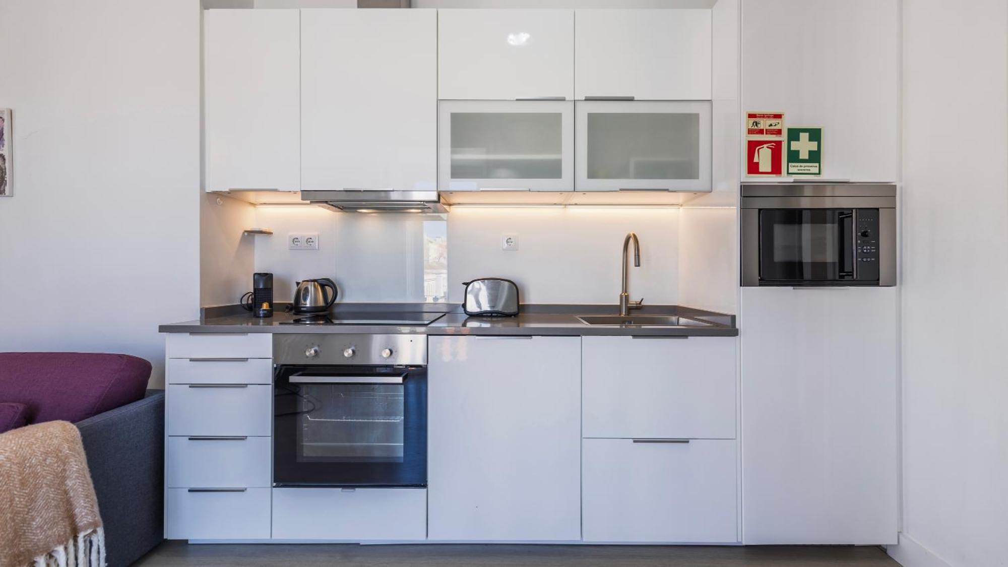 Classic Topfloor Apartment By Lovelystay ลิสบอน ภายนอก รูปภาพ